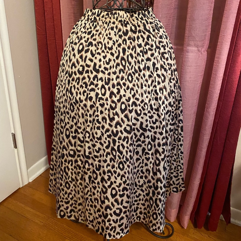 SADIE & LOVE Leopard Print Pleaded Skirt